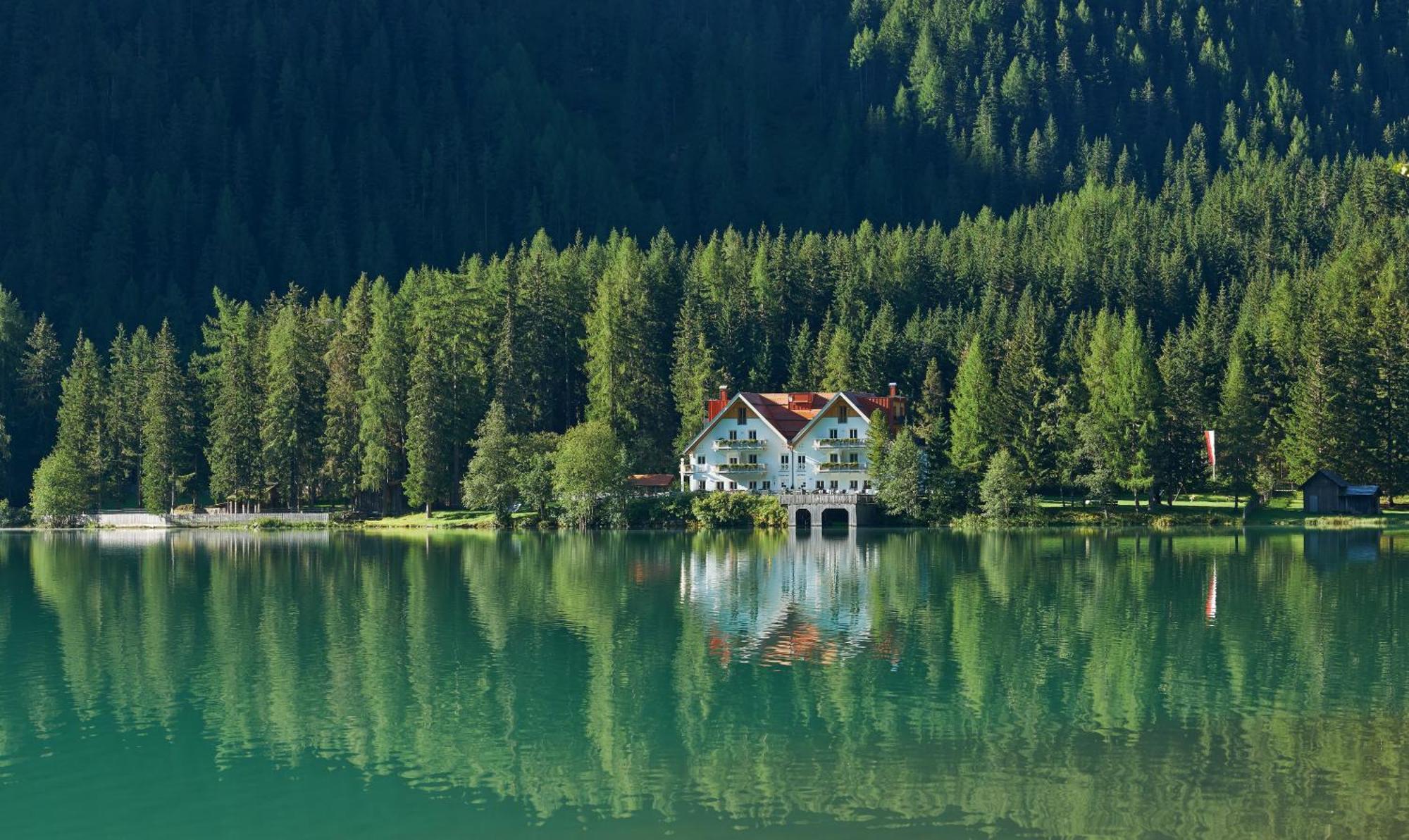 Hotel Restaurant Seehaus Mountain Lake Resort San Giuseppe in Anterselva Kültér fotó